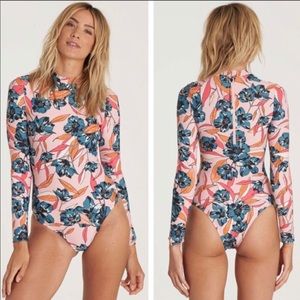 Long sleeve swim suit